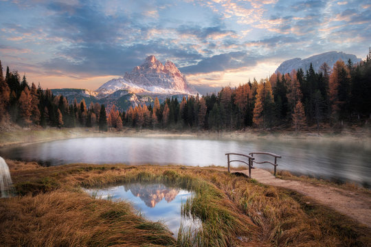 A beautiful misty morning at Lago Antorno