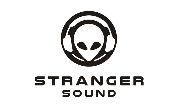 Headphone Earphone Hip Hop DJ Alien Music Studio Record logo design 