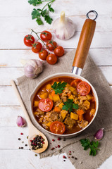 Thick soup with meat