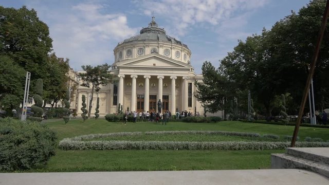 Visiting the Romanian Atheneum 
