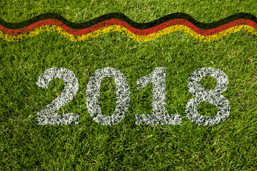 2018 Fußball mit Deutschlandflagge