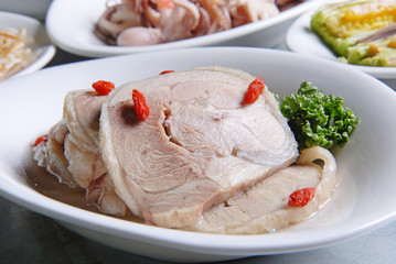 Poached chicken marinated in Shaoxing wine    