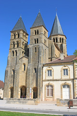 Fototapeta na wymiar Basilica of Paray-le-Monial, France