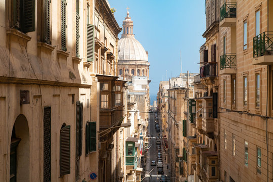 Dans les rues de La Valette, Malte