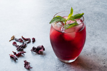 Cold Brew Hibiscus Tea with ice and Mint Leaves.