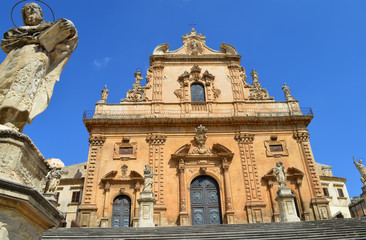 Obraz premium Duomo of San Pietro Facade, Modica, Ragusa, Sicily, Italy, Europe