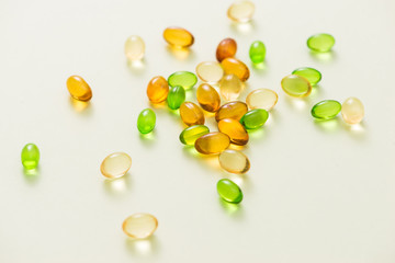 Nutrition And Vitamin Filling In Colorful Soft Gelatin Capsule