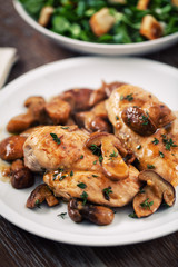Grilled chicken breast with mushrooms