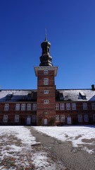 Fototapeta na wymiar Das Schloss in Husum, Nordfriesland im Winter
