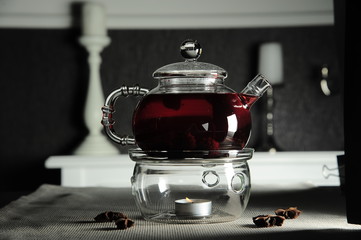 berry tea in a kettle