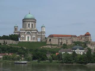 Fototapeta na wymiar Esztergom basilica, Hungary