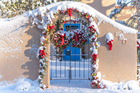 Santa Fe Christmas Images – Browse 1,187 Stock Photos, Vectors, and Video