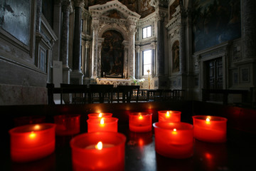intérieur de la cathédrale corleone à venise en italie