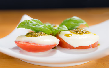 Tomato, Mozarella, Basil