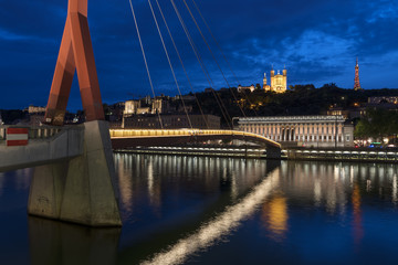 Fototapeta premium Famous view of Lyon by night.