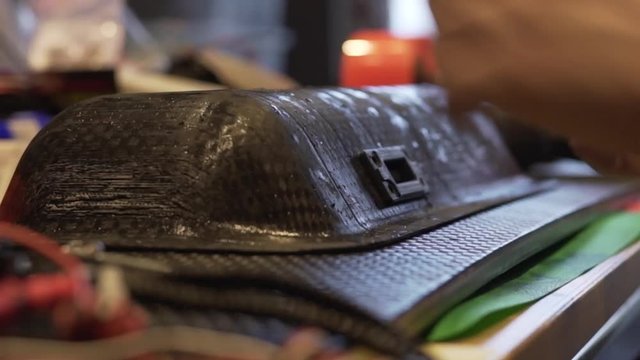 Longboard carbon parts assembling, carbon board, extreme technology