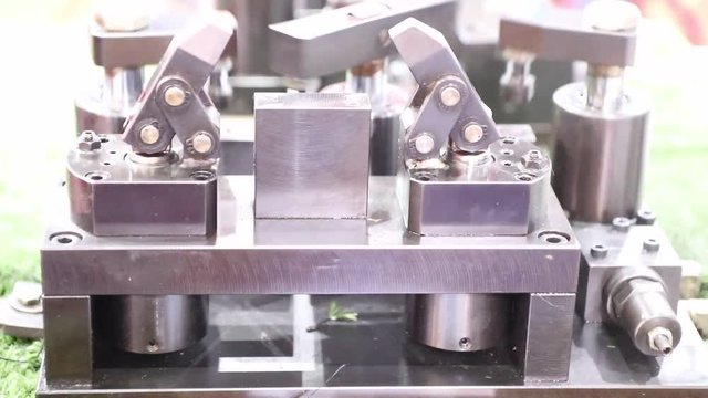 hydraulic clamping jig