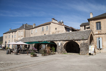 Obraz premium Les halles du village de Nant