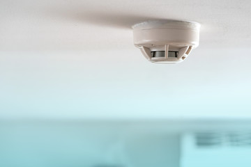 Smoke fire detector, Smoke detector on ceiling