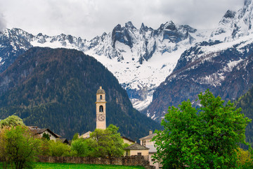Fototapeta na wymiar Soglio. Village of the Swiss Alps. In the Bregaglia valley, canton of the Grisons