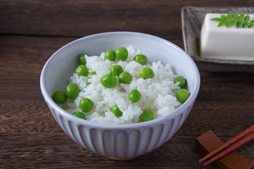 グリンピースご飯　豆ごはん　和食