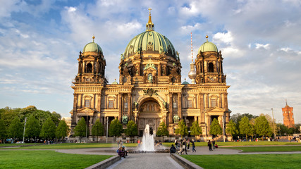 Berliner Dom Berlin Germany - 203392429