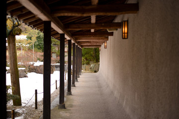 回廊から眺める雪景色