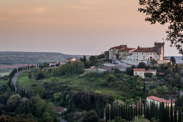 Obraz premium Rosignano Marittimo, Tuscany, Livorno - panoramic view from the Poggetti path