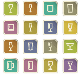 Glasses and cups icons set