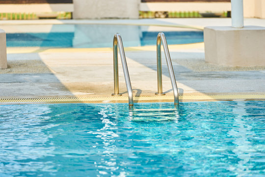 Stairs of water pool © vachcameraman