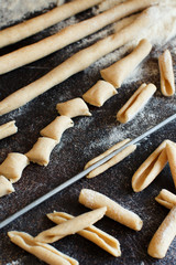 Making whole wheat flour pasta Maccheroni al ferro