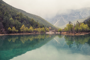 Naklejka premium Blue Moon Valley in Lijiang, Yunnan, China