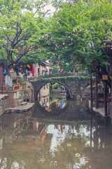 Fototapeta na wymiar The streets of the ancient city of Lijiang, Yunnan, China