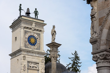 Fototapeta na wymiar Udine, clock tower