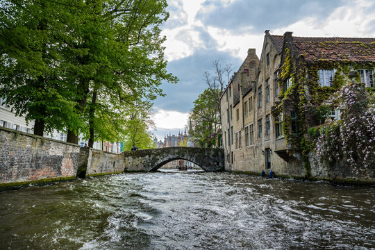 Br&uuml;gge Grachtenfahrt