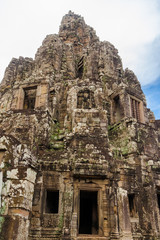 Fototapeta na wymiar The fascinating sanctuary in the centre of Cambodia's famous Bayon temple.