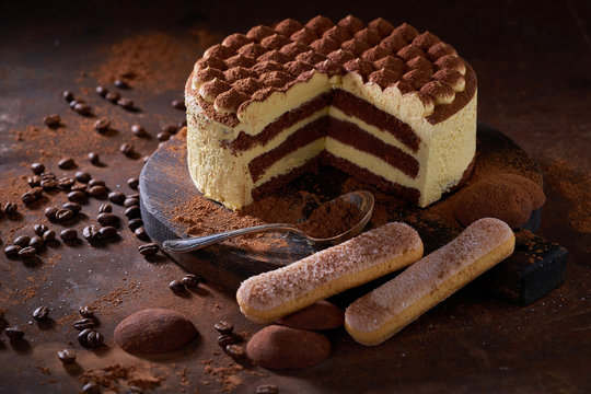 Tiramisu Cake – For Business and Togetherness