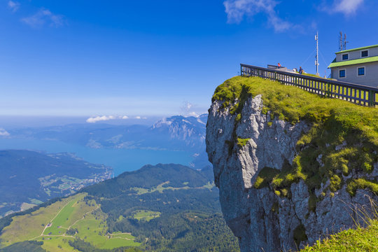 Panoramablick vom Schafberg auf den Attersee in &Ouml;sterreich