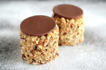 Hazelnut mini cakes
