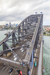 Aufnahme der Harbour Bridge in Sydney aus der Vogelperspektive fotografiert im März 2015
