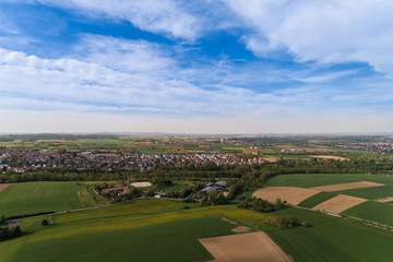 Luftbild mit Blick über das Glemstal nach Höfingen