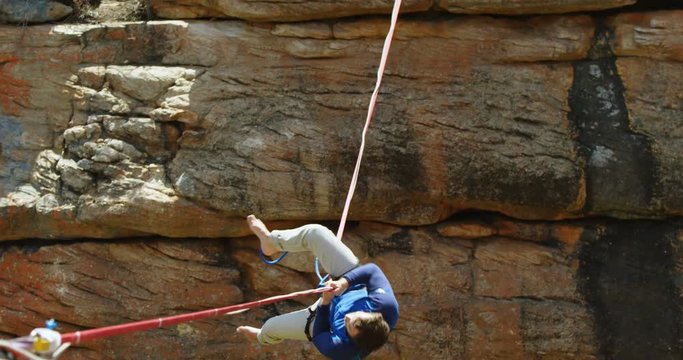 Mountaineer fall while balancing on the tightrope 