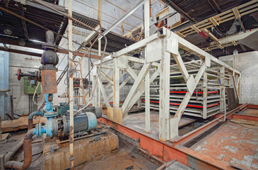 Broken old ionization calorimeter in an abandoned underground laboratory for the study of cosmic rays