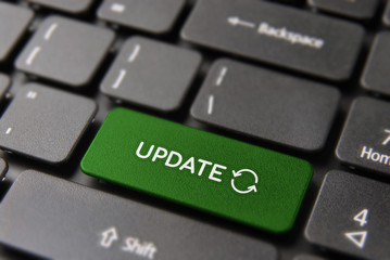 Internet software update button on laptop keyboard - 203586074