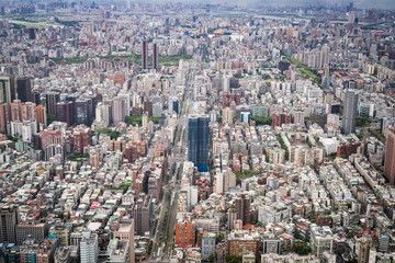 Naklejka premium Aerial view of Taipei city from a skyscrapper