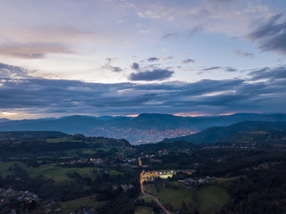 Fototapeta premium Sunset in Medellin