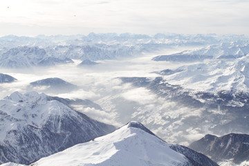 Fototapeta na wymiar Ballonfahrt in den Alpen