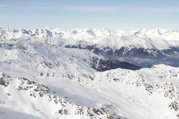 Fototapeta na wymiar Ballonfahrt in den Alpen 