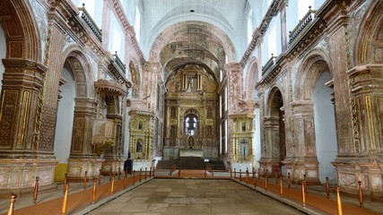 Fototapeta na wymiar Kirchen in Old Goa, Indien