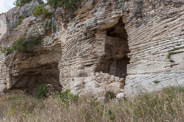 Höhlenkloster Saint-Roman bei Beaucaire